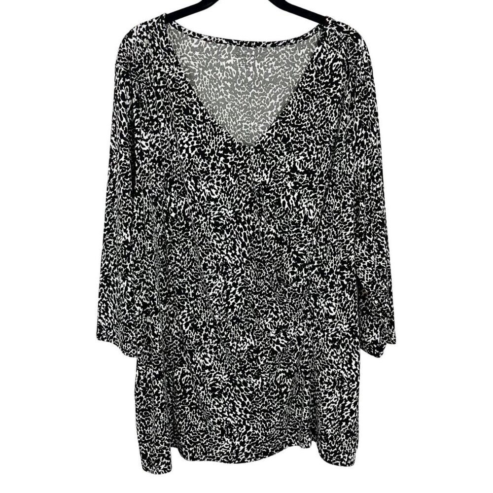 NEW Lane Bryant Black & White Abstract Print Ruched Top V-Neck - Size 22/24